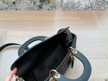 Load image into Gallery viewer, DR540 Medium Lady D-Joy Bag / 8.5 x 4.5 x 2.5 inches
