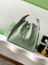 Load image into Gallery viewer, CC1162 CHANEL 25 Small/Medium Handbag / HIGHEST QUALITY VERSION

