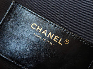 CC1163 CHANEL 25 Small/Medium Handbag / HIGHEST QUALITY VERSION