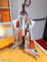 Load image into Gallery viewer, CLTH425 LB Up And Away Square 90 / 35.4 x 35.4 inches
