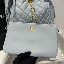 Load image into Gallery viewer, CC1165 CHANEL 25 Small/Medium Handbag / HIGHEST QUALITY VERSION
