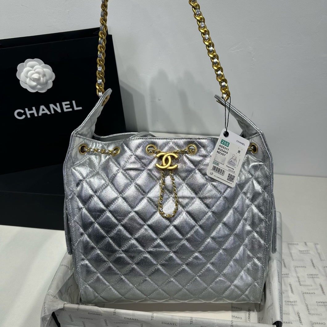 CC1167 CHANEL 25 Small/Medium Handbag / HIGHEST QUALITY VERSION