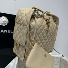 Load image into Gallery viewer, CC1164 CHANEL 25 Small/Medium Handbag / HIGHEST QUALITY VERSION
