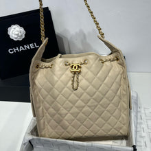 Load image into Gallery viewer, CC1164 CHANEL 25 Small/Medium Handbag / HIGHEST QUALITY VERSION

