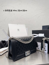 Load image into Gallery viewer, CC765 Small/Medium Leboy Shoulder Bag
