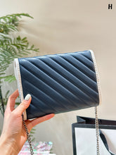 Load image into Gallery viewer, GC631 GG Marmont Mini Bag / 8&quot;W x 5&quot;H x 2.5&quot;D
