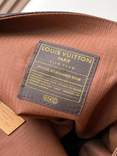 Load image into Gallery viewer, LB1550 LV Jet Lag Medium Bag / HIGHEST QUALITY VERSION  / 30 x 37 x 17 cm
