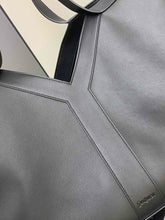 Load image into Gallery viewer, YSK435 Y Tote in Leather / 14.6 &quot; x 12.6&quot; x 2.8–8.7&quot; / HIGHEST QUALITY VERSION
