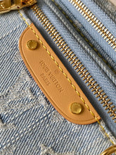 Load image into Gallery viewer, LB1186 Mini Bumbag / HIGHEST QUALITY VERSION /  6.7 x 4.7 x 3.7 inches
