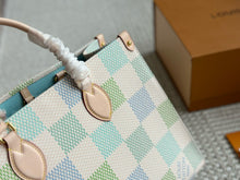 Load image into Gallery viewer, LB976 OnTheGo MM / 13.8 x 10.6 x 5.5 inches
