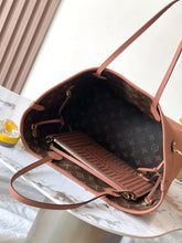 Load image into Gallery viewer, LB1085 Neverfull Inside Out MM(REVERSIBLE) / HIGHEST QUALITY VERSION / 12.2 x 11 x 5.5 inches
