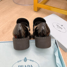 Load image into Gallery viewer, SE1510 Prada Chocolate Patent Leather Loafers / Size5-10
