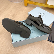 Load image into Gallery viewer, SE1510 Prada Chocolate Patent Leather Loafers / Size5-10
