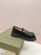Load image into Gallery viewer, SE1513 GUCCI Women&#39;s Lug Sole Loafer with Horsebit/ Size5-11
