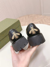 Load image into Gallery viewer, SE1513 GUCCI Women&#39;s Lug Sole Loafer with Horsebit/ Size5-11
