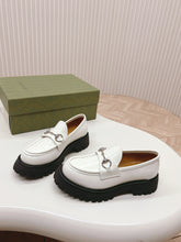 Load image into Gallery viewer, SE1512 GUCCI Women&#39;s loafer with Horsebit / Size5-11
