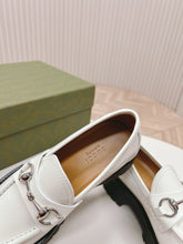 Load image into Gallery viewer, SE1511 GUCCI Women&#39;s loafer with Horsebit / Size5-11
