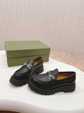 Load image into Gallery viewer, SE1508 Gucci Women&#39;s lug sole loafer / Size5-10
