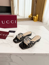 Load image into Gallery viewer, SE1737 Gucci Women's slide with crystal Interlocking G / Size5-12
