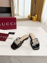Load image into Gallery viewer, SE1737 Gucci Women's slide with crystal Interlocking G / Size5-12

