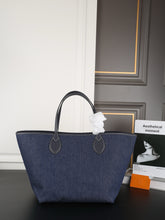 Load image into Gallery viewer, GC717 Gucci Totissima Large Reversible Tote Bag / 11&quot;W x 10.6&quot;H x 10.6&quot;D
