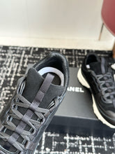 Load image into Gallery viewer, SE1733 Chanel Sneakers / Size5-11
