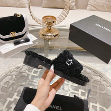 Load image into Gallery viewer, SE1241 CC Mules / Size4-10
