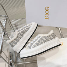 Load image into Gallery viewer, SE1242 DR Sneakers / Size5-10
