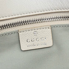 Load image into Gallery viewer, GC804 Gucci GG Marmont White Vertical / HIGHEST QUALITY VERSION / 26 x 15 x 7 cm
