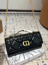 Load image into Gallery viewer, DR519 Miss Caro Top Handle Pouch / 9.5x4.5x5inches
