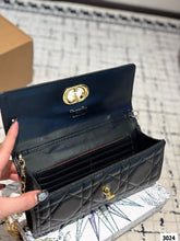 Load image into Gallery viewer, DR519 Miss Caro Top Handle Pouch / 9.5x4.5x5inches
