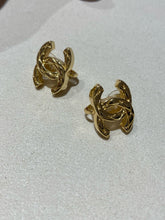 Load image into Gallery viewer, JW1433 Chanel Earrings
