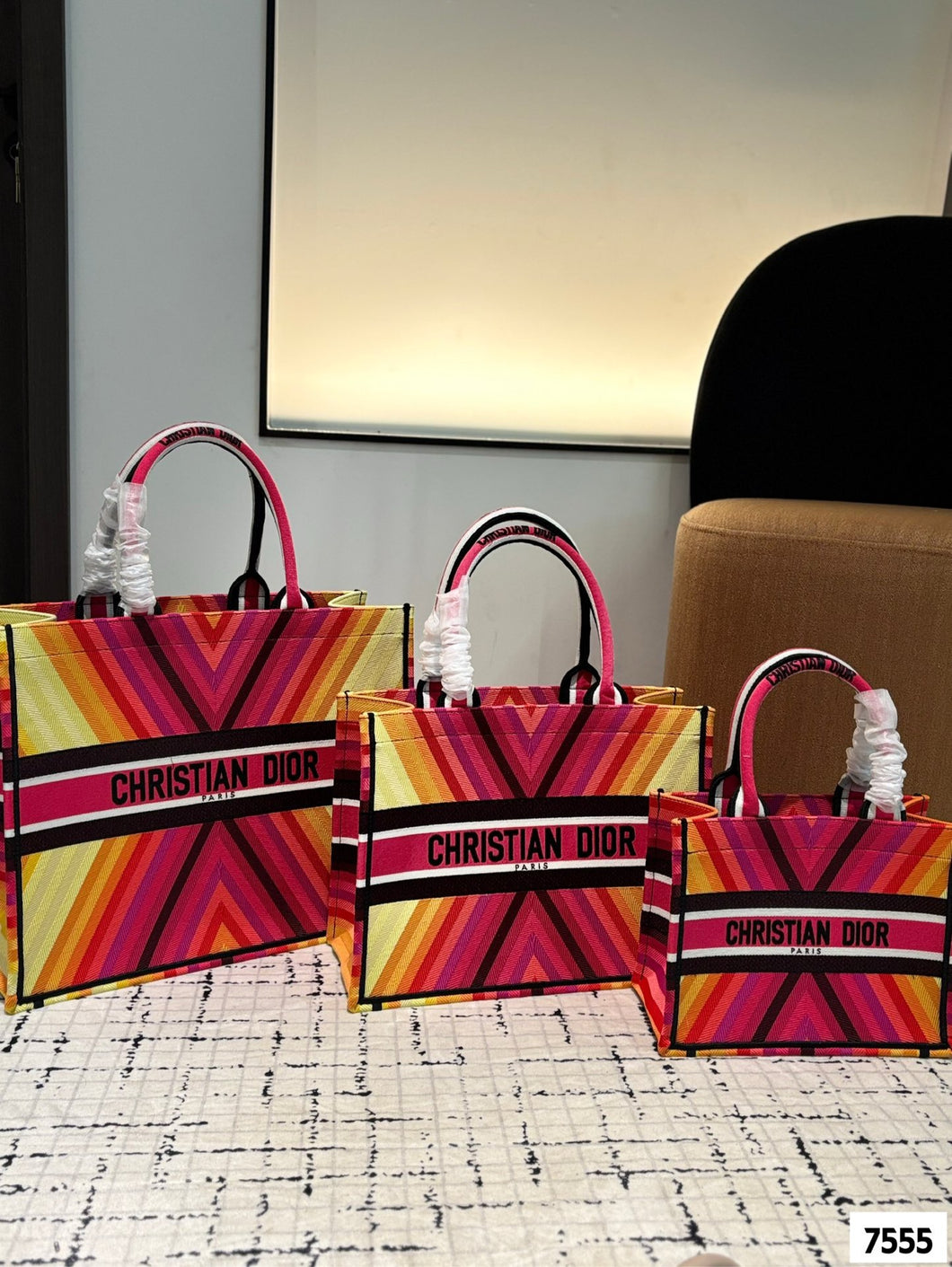 DR518 Book Tote Small/Medium/Large