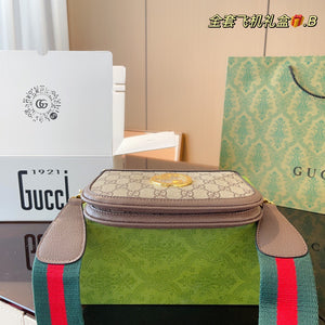 GC565 Gucci Blondie GG mini bag / 7.9"W x 5.1"H x 1"D