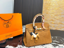 Load image into Gallery viewer, HM203 Hermes Birkin 30 Tote Bag / 30 x 22 cm
