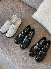 Load image into Gallery viewer, SE1304 Pratent / Brushed leather loafers / Size5-10
