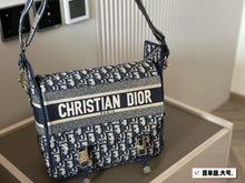 Load image into Gallery viewer, DR521 Small/Medium Diorcamp Bag
