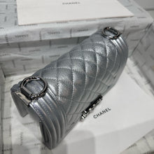 Load image into Gallery viewer, CC1206 Small/Medium BOY CHANEL Handbag / HIGHEST QUALITY VERSION
