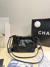 Load image into Gallery viewer, CC1478 Chanel 26S Drawstring Bucket Bag / Mini 19×15 cm &amp; Small 22×20 cm
