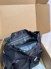 Load image into Gallery viewer, PD407 Prada Re-Nylon Soft Backpack / 29×40×15 cm
