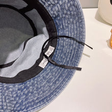 Load image into Gallery viewer, JW724 CD Bucket Hat
