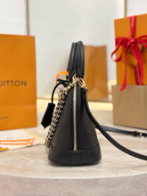 Load image into Gallery viewer, LB1697 Louis Vuitton Alma BB / HIGHEST QUALITY VERSION / 23.5×17.5×11.5 cm
