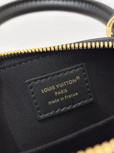 Load image into Gallery viewer, LB1697 Louis Vuitton Alma BB / HIGHEST QUALITY VERSION / 23.5×17.5×11.5 cm
