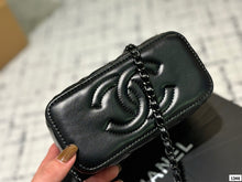 Load image into Gallery viewer, CC1042 Mini/Small Clutch with Chain
