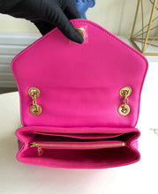 Load image into Gallery viewer, LB806 New Wave Chain Bag MM / HIGHEST QUALITY VERSION / 9.4 x 5.5 x 3.5 inches
