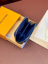 Load image into Gallery viewer, LB927 Zippy Coin Purse /  4.3 x 3.3 x 0.8 inches / HIGHEST QUALITY VERSION
