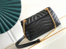 Load image into Gallery viewer, LB807 New Wave Chain Bag MM / HIGHEST QUALITY VERSION / 9.4 x 5.5 x 3.5 inches
