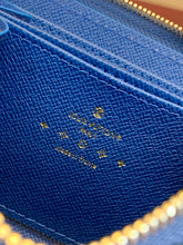 Load image into Gallery viewer, LB927 Zippy Coin Purse /  4.3 x 3.3 x 0.8 inches / HIGHEST QUALITY VERSION
