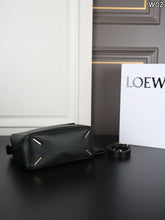 Load image into Gallery viewer, LWE054 LOEWE Puzzle Featherlight Geometric Bag / M 24×15 cm | S 17×11 cm
