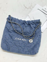 Load image into Gallery viewer, CC942 CHANEL 22 Bag / HIGHEST QUALITY VERSION / Small/Medium
